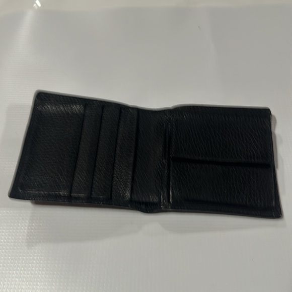 Gucci wallet preloved - Picture 2 of 7